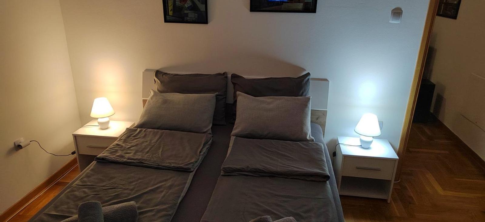 Apartment Paris 2 Night Private Parking Ni